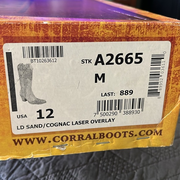 Women’s Corral Boot A2665 - Picture 5 of 5